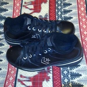 Converse tennis shoes